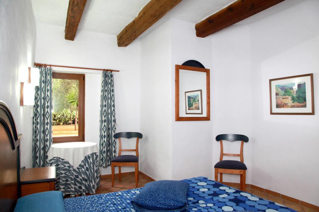 Finca Son Guardiola Llucmajor  Room photo