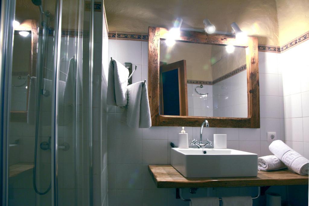 Finca Son Guardiola Llucmajor  Room photo